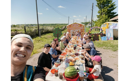 Весело и дружно отметили День соседа!